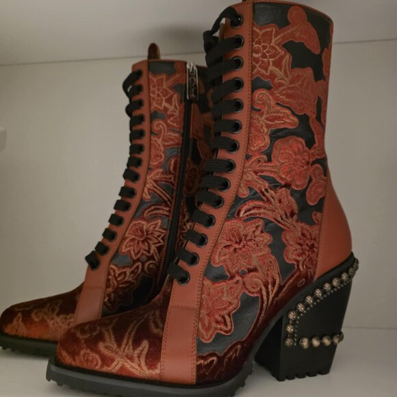 Chloe - Rylee Baroque Velvet Combat Boot U.S size 10 - Picture 13 of 16